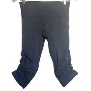 Lululemon Heathered Deep Coal In The Flow Crop II Size 4 Athletic Workout